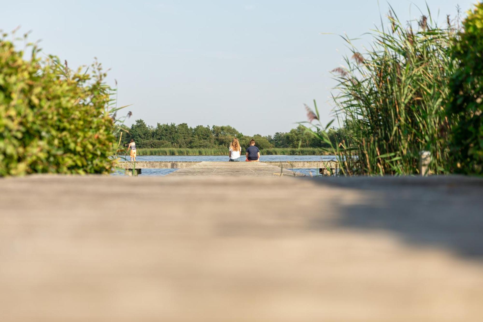 טרהרנה Waterpark Oan 'E Poel Bij Sneekermeer מראה חיצוני תמונה